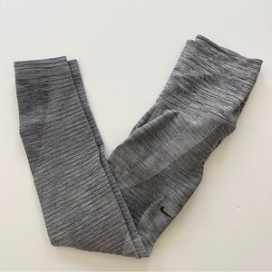 Nike Gray Leggings women’s small